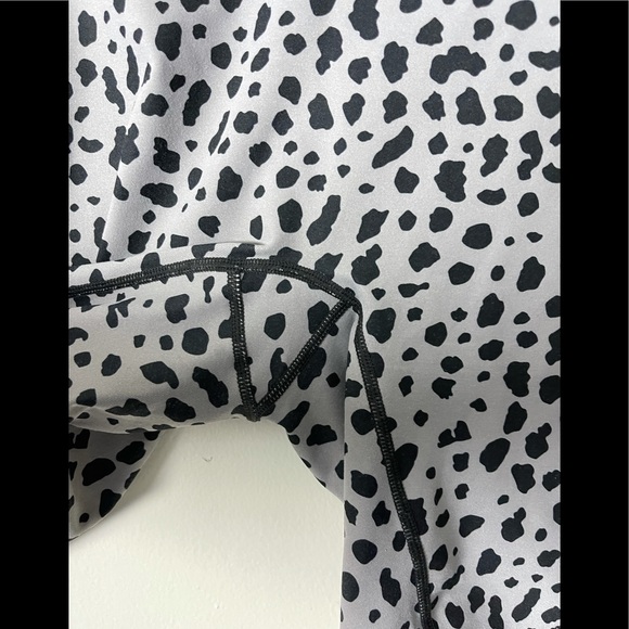 Balance Athletica Biker Short large - Picture 7 of 8